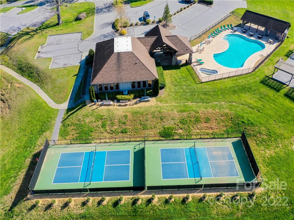 Cummings Cove - Land