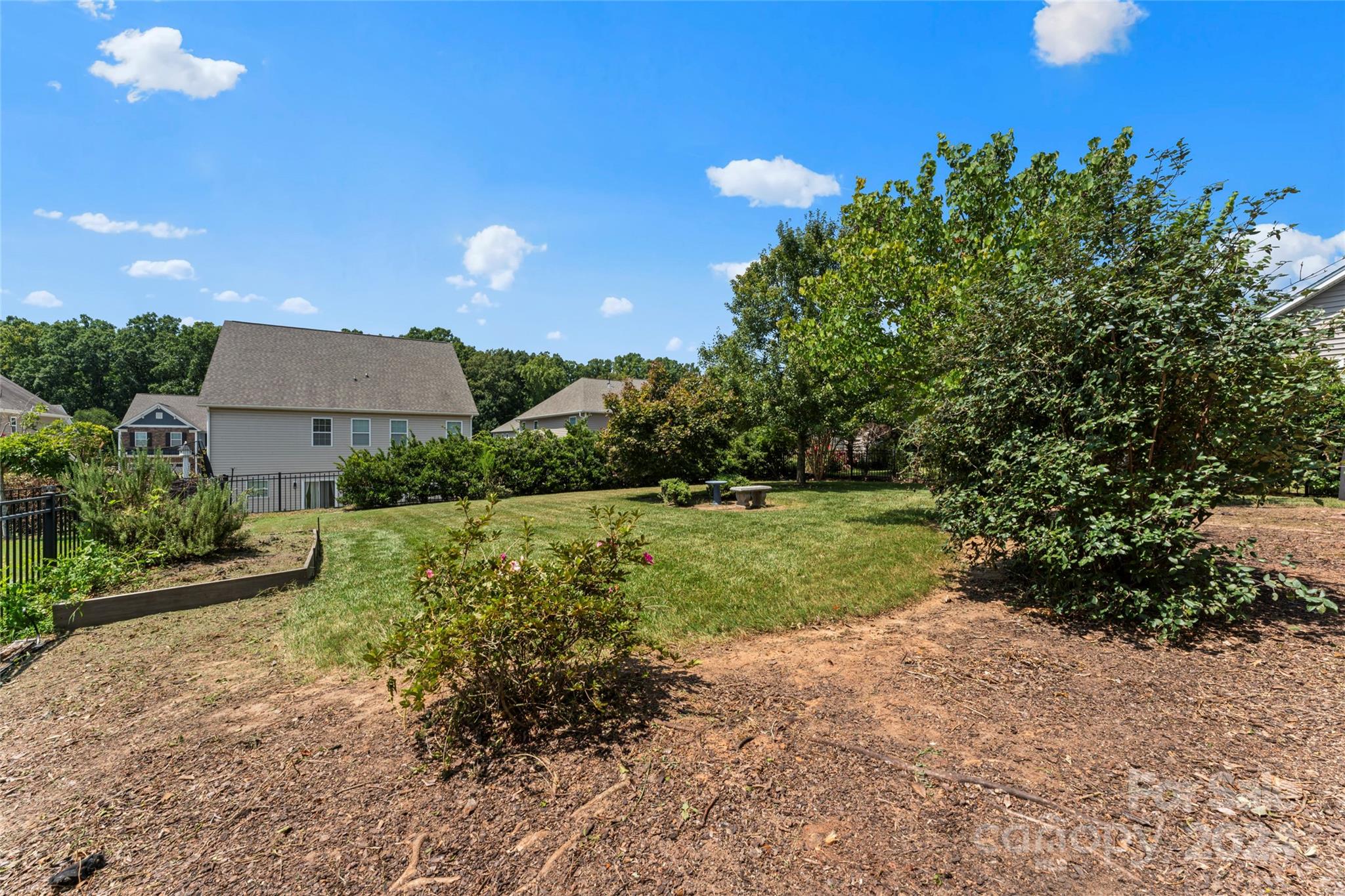 Lake Ridge - Residential