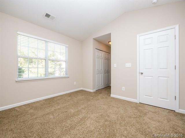 Huntington Ridge - Residential