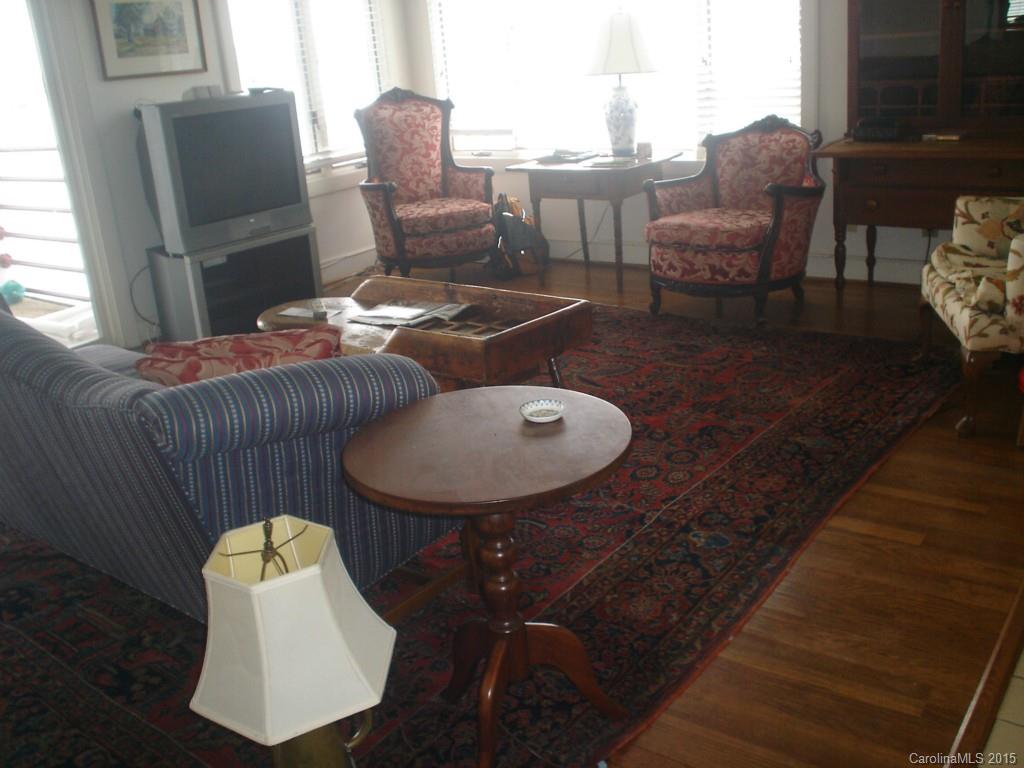 Lake Club - Residential