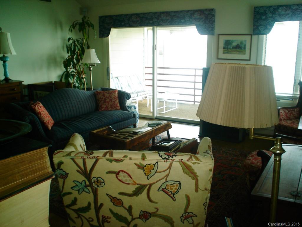 Lake Club - Residential