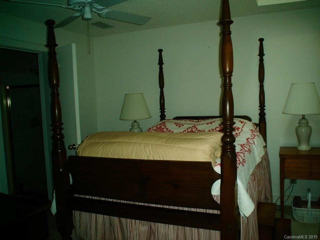 Lake Club - Residential