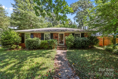 Photo for 701 Hollis Road