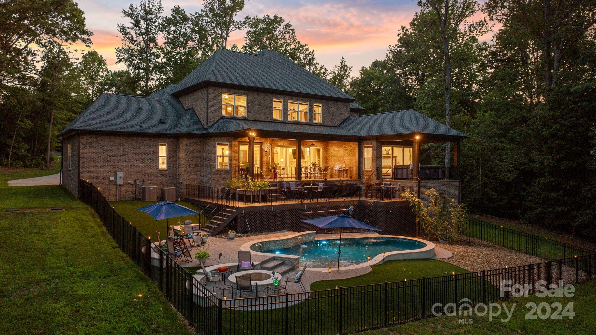 Harbor Oaks - Residential