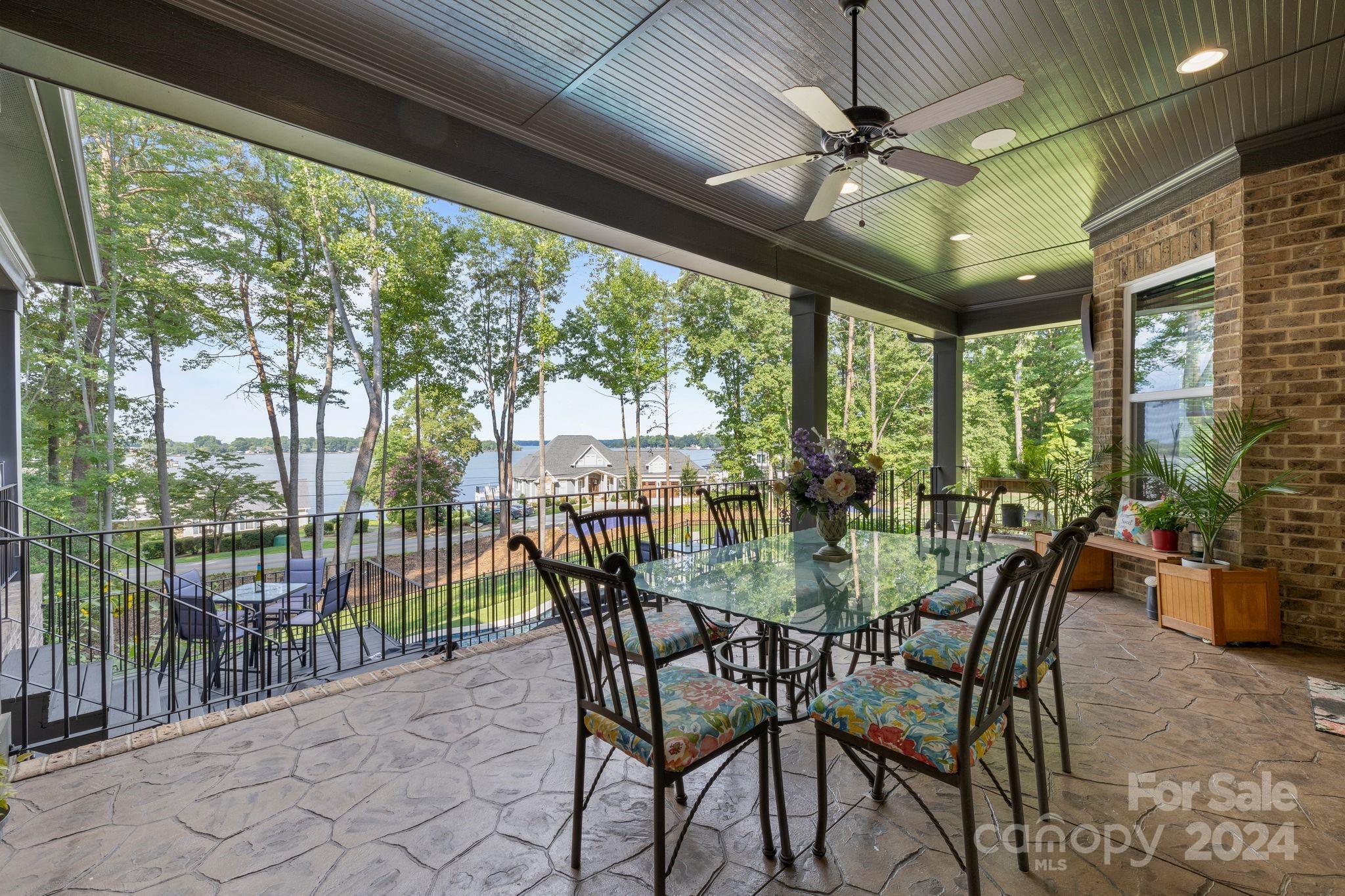 Harbor Oaks - Residential