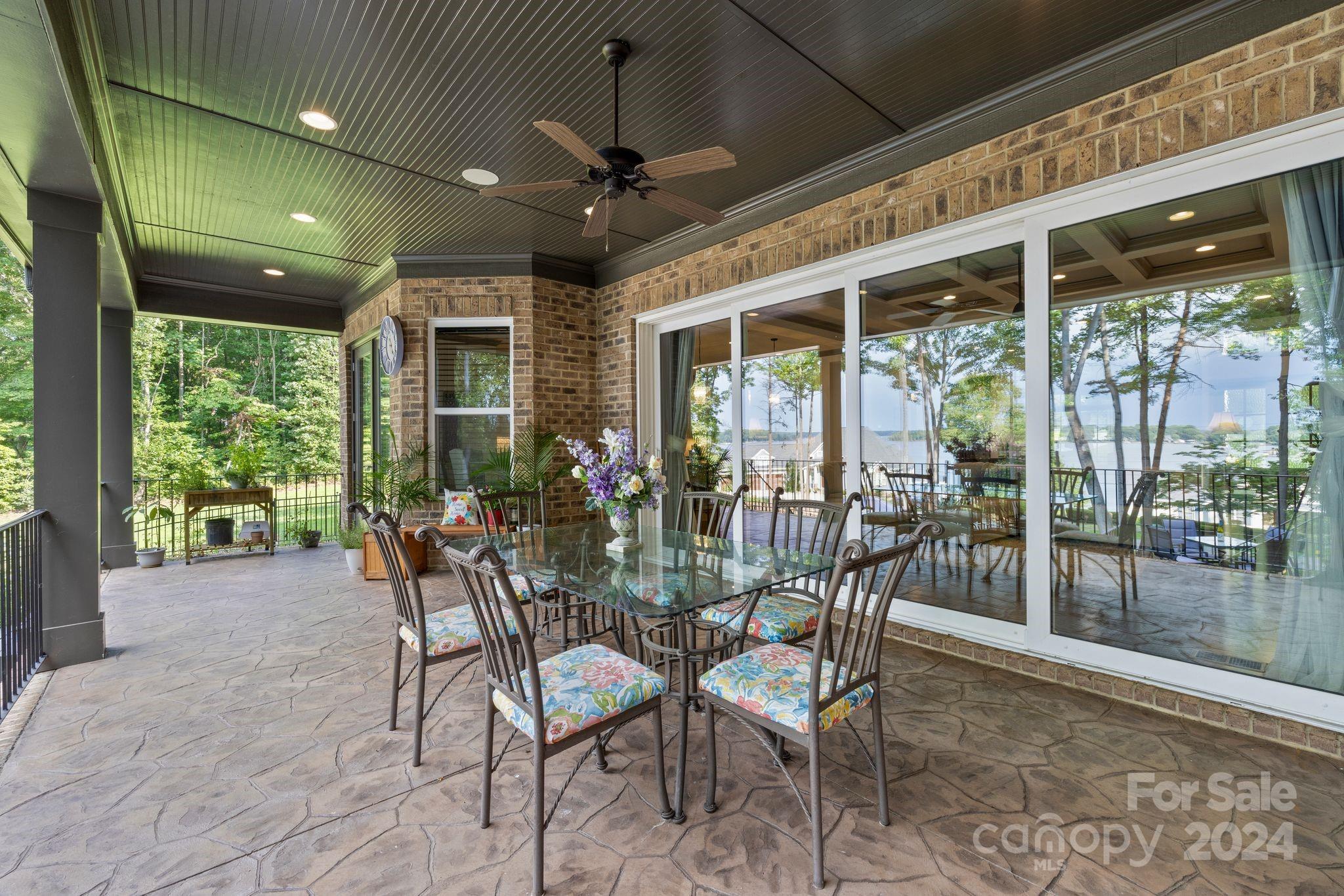 Harbor Oaks - Residential