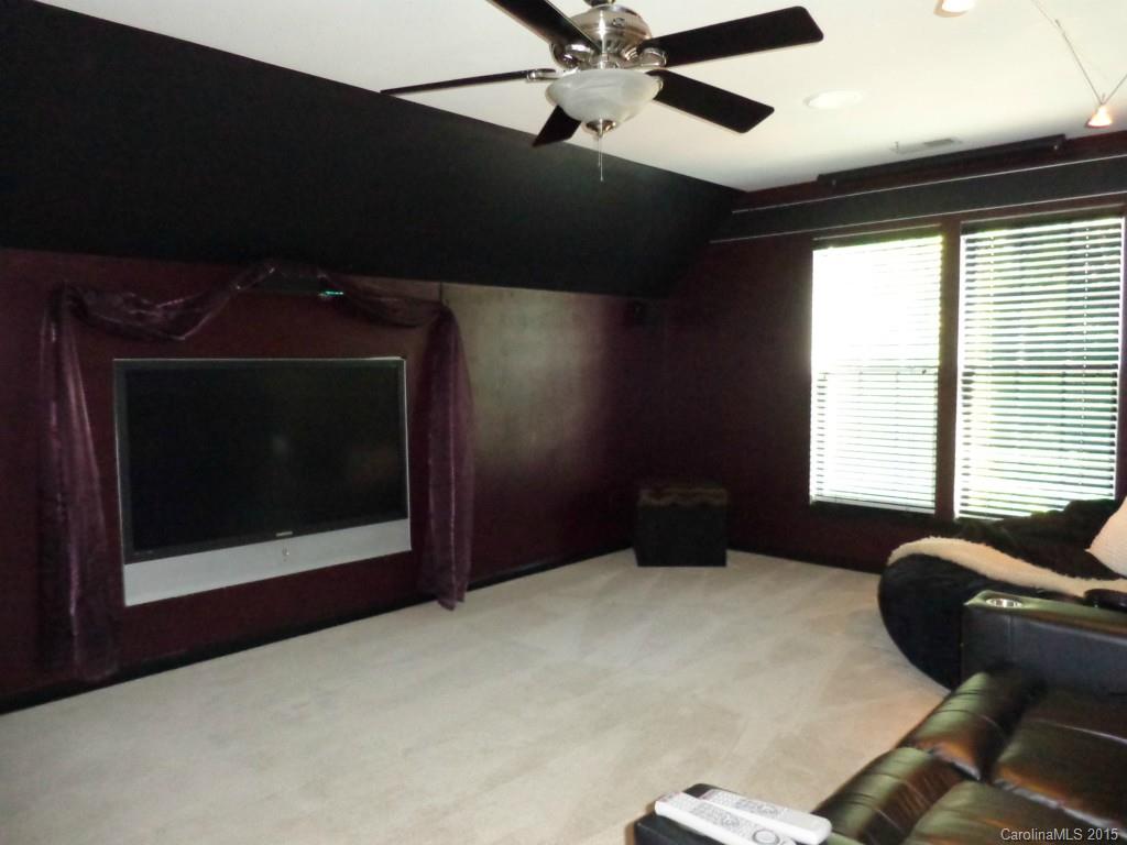 Laurel Park - Residential