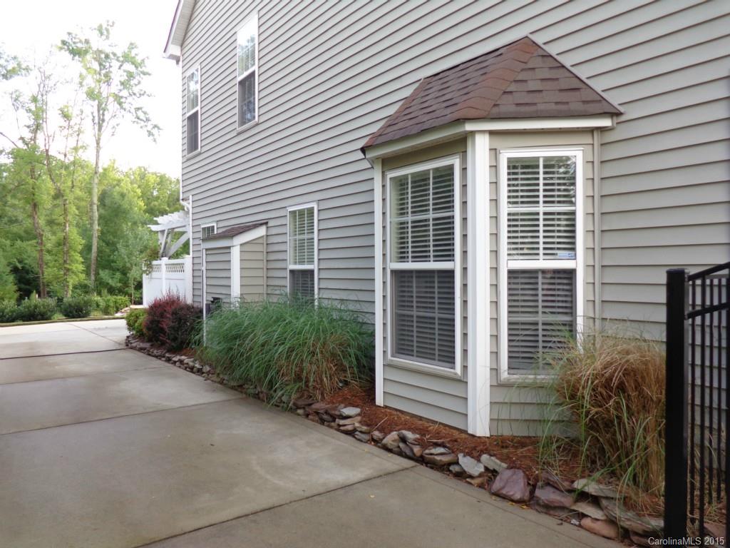 Laurel Park - Residential