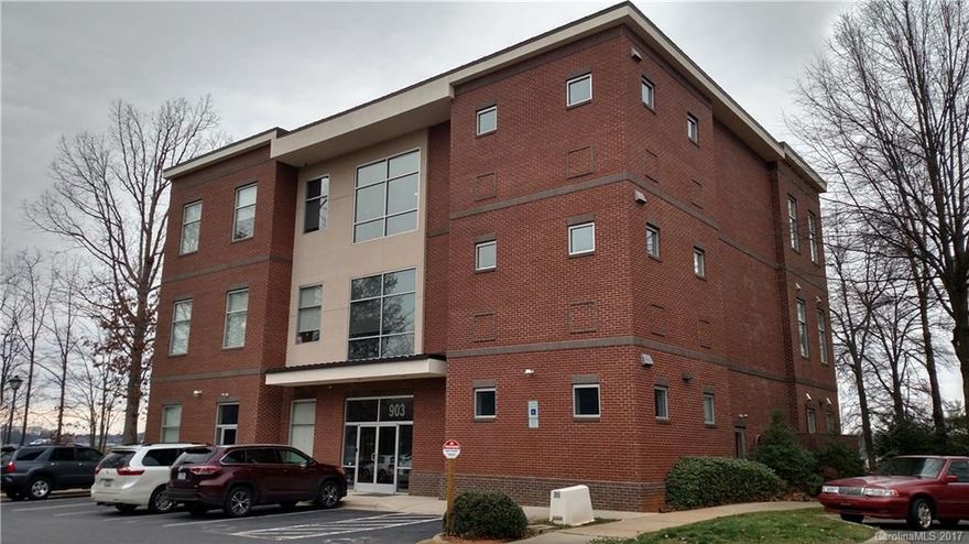 WOW!! Lake Norman Water Front Office on first floor. Already built out with offices and waiting room area. You will not find a Condo office like this. Beautiful water views from your office.