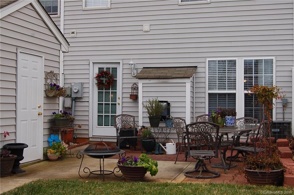 Oakhurst - Residential Lease