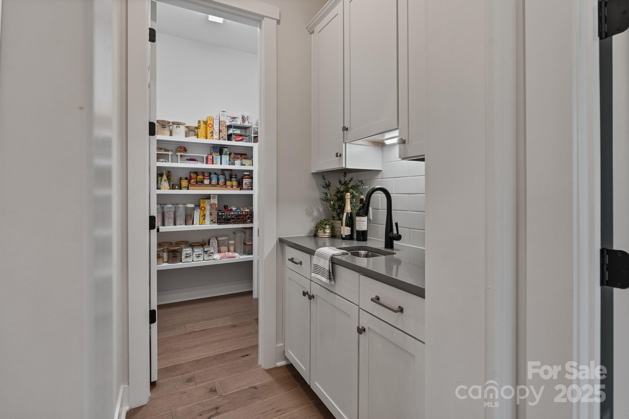 Paddlers Cove - Residential