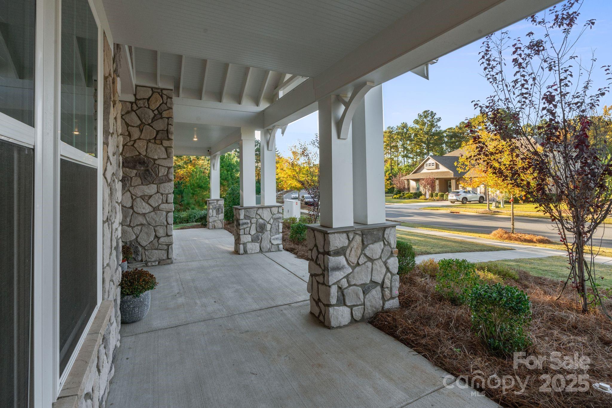 2085 Paddlers Cove Drive