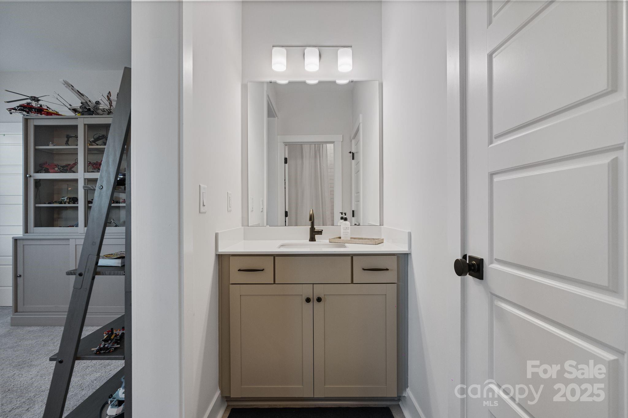 Paddlers Cove - Residential