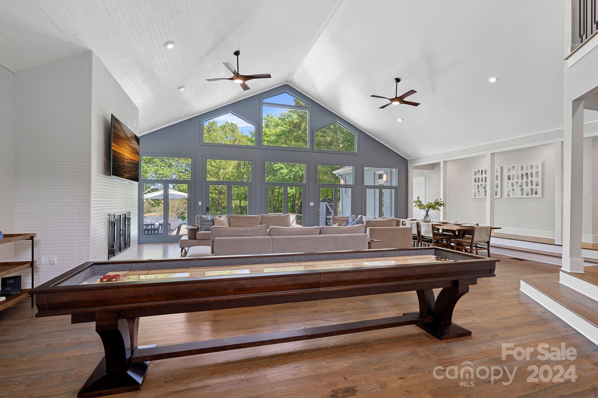 Bridle Path - Residential