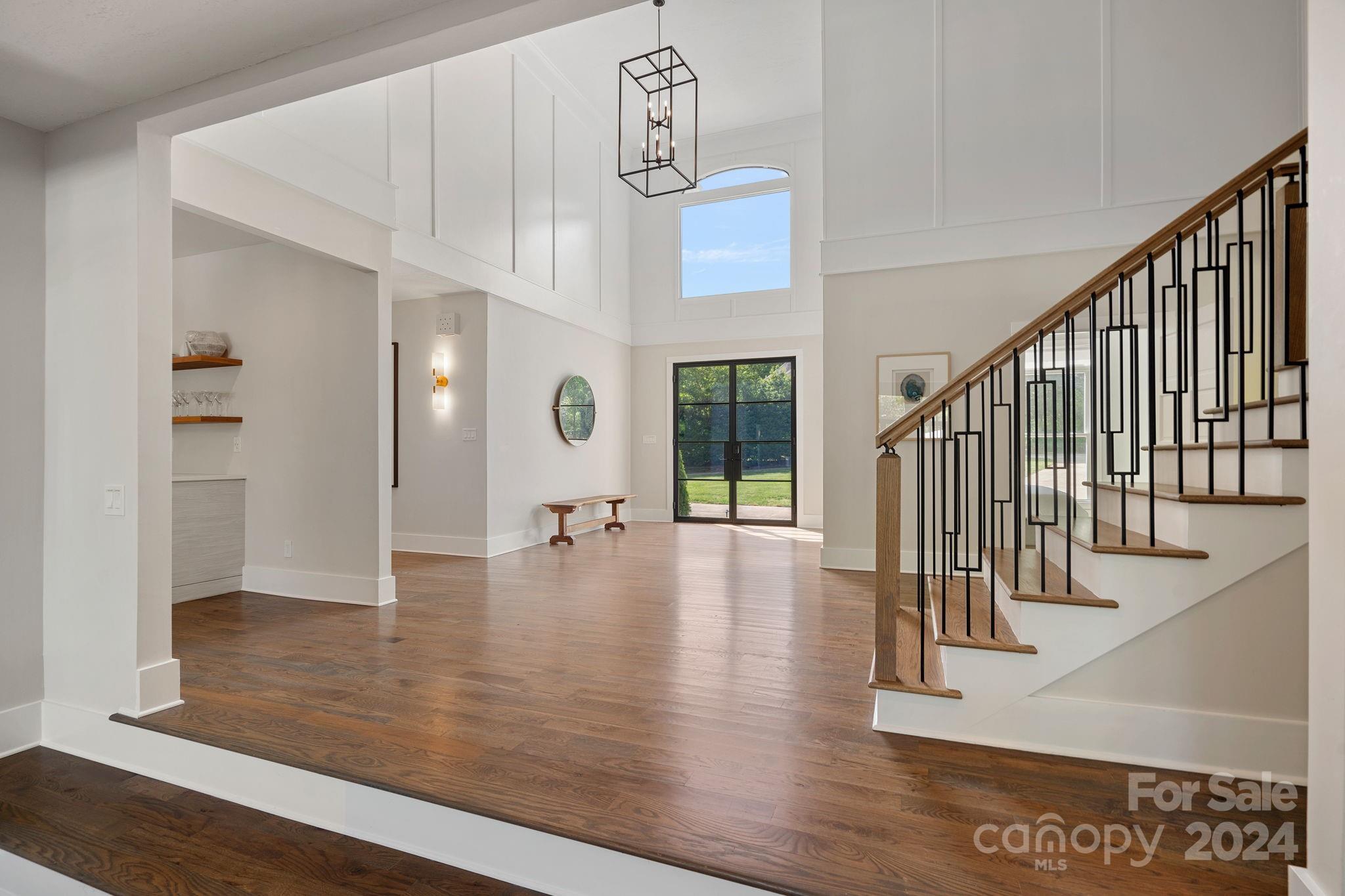 Bridle Path - Residential