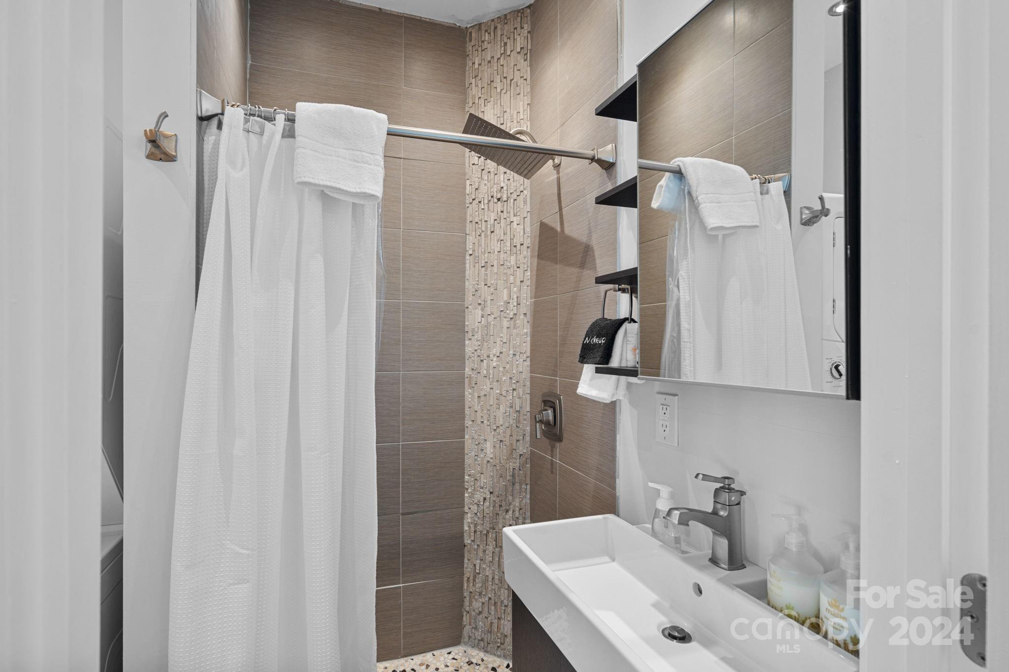 Bridle Path - Residential