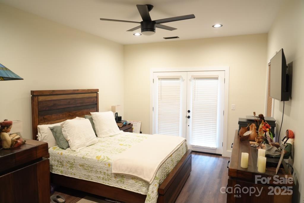 Bella Vista - Residential