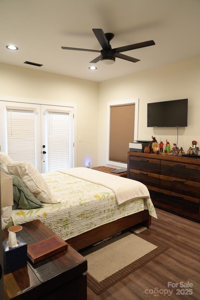 Bella Vista - Residential