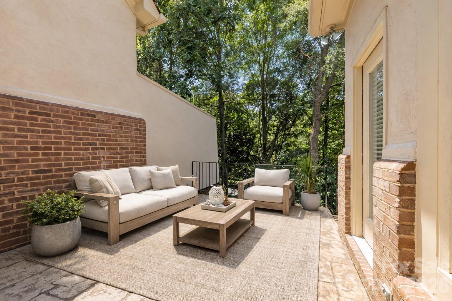 Challis Hill - Residential