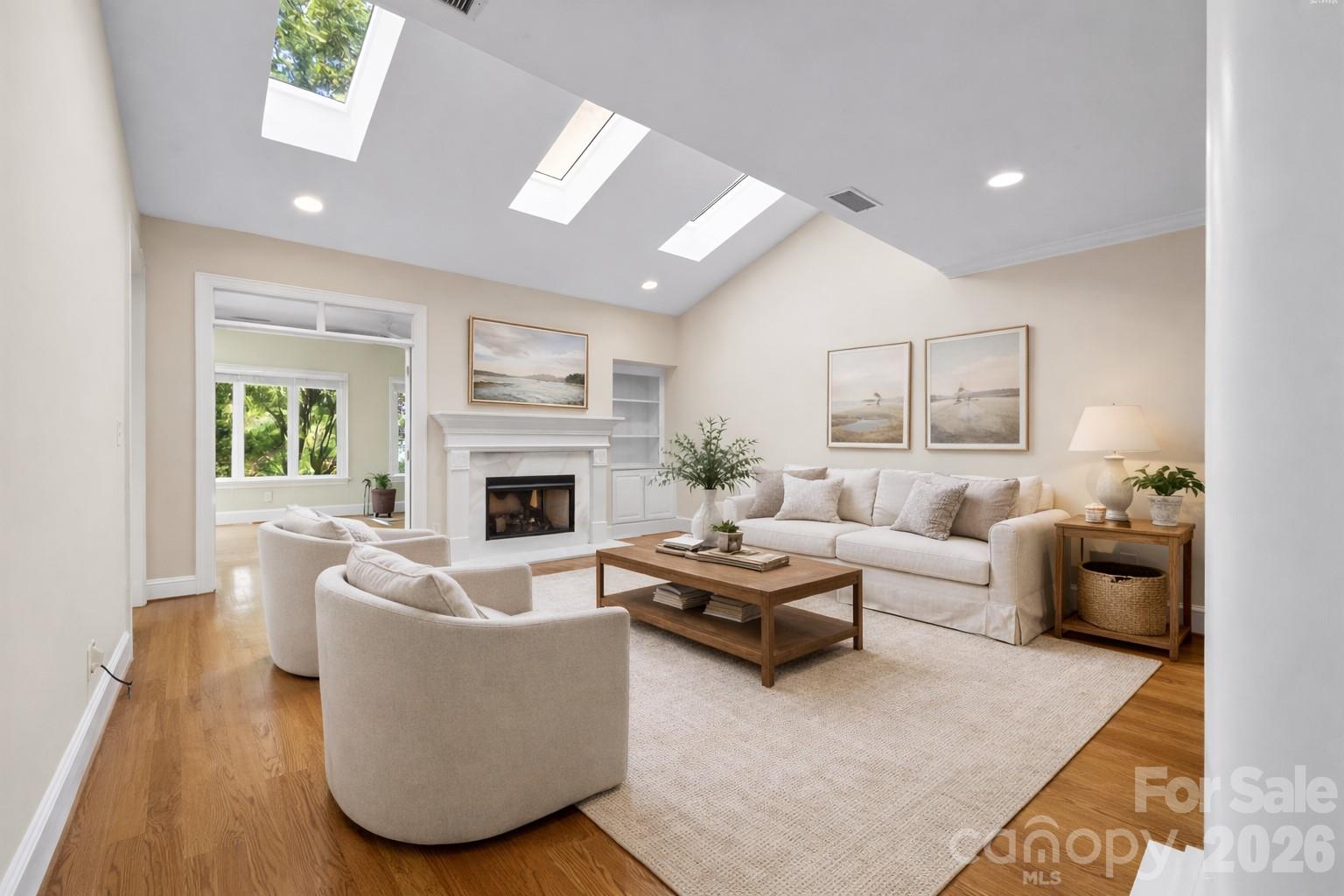 8934 Challis Hill Lane