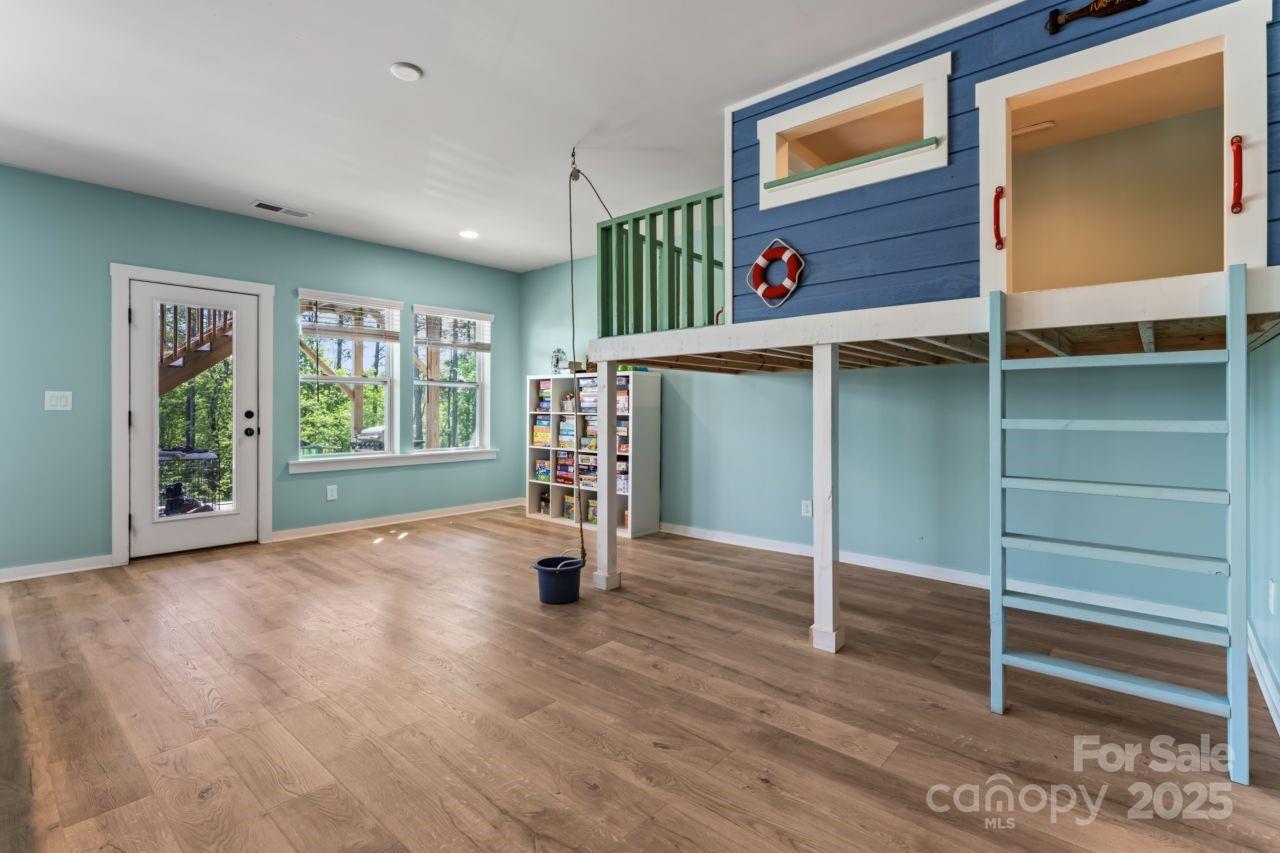 Paddlers Cove - Residential