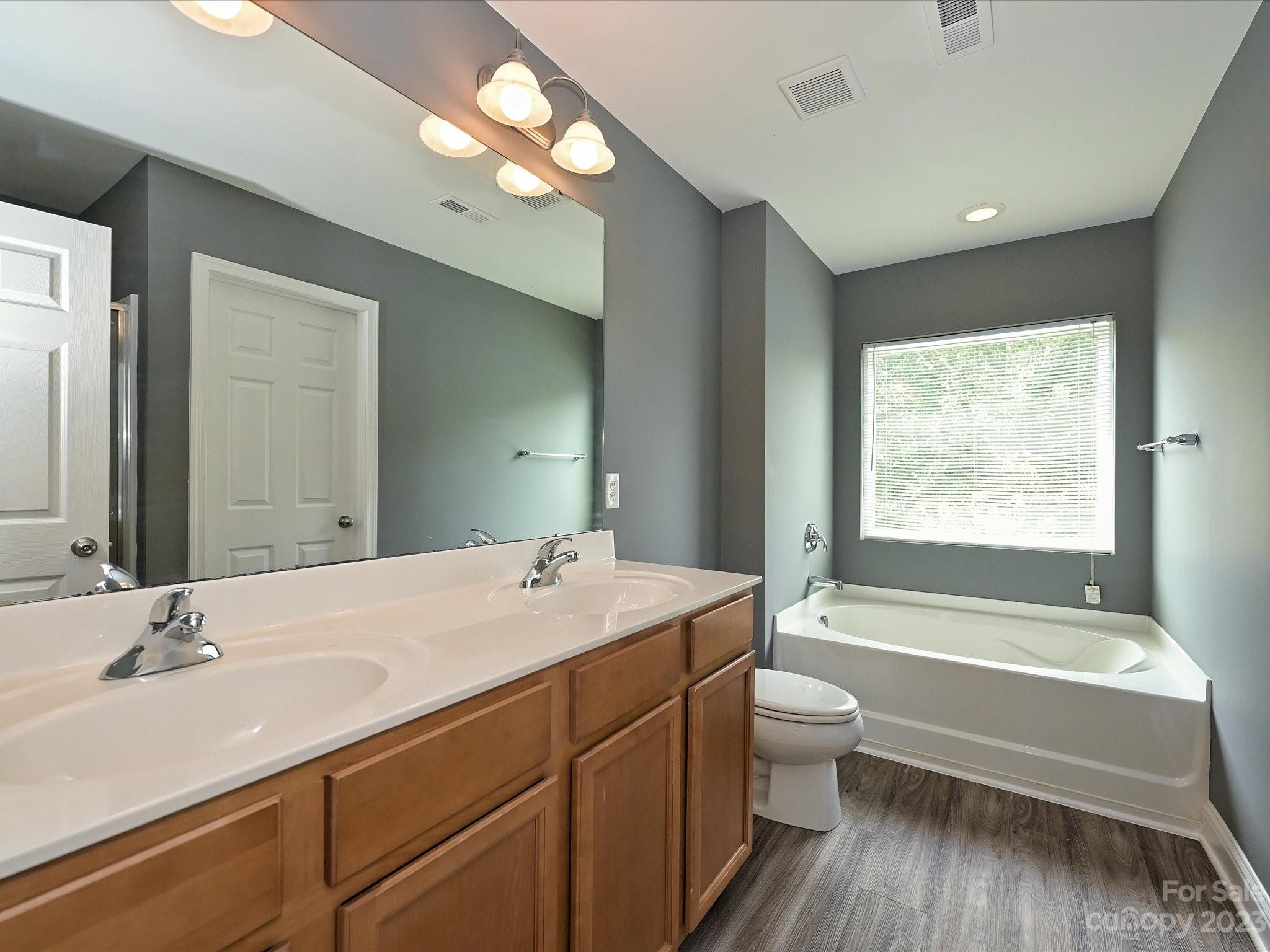 Rhynes Trace - Residential