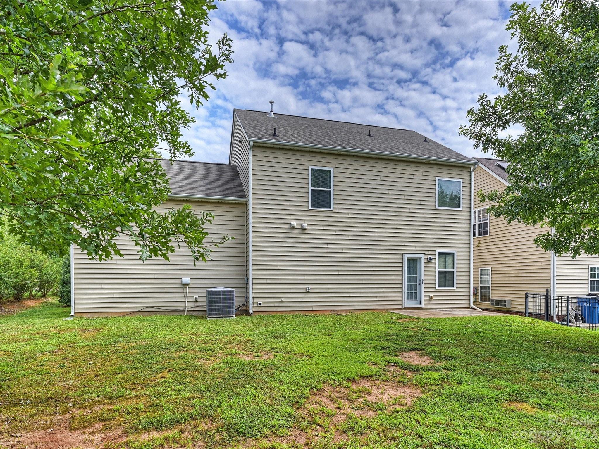 Rhynes Trace - Residential