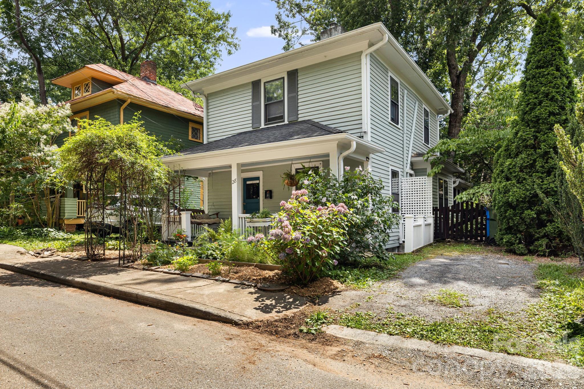 28 Woodlawn Avenue, Asheville, NC, 28801