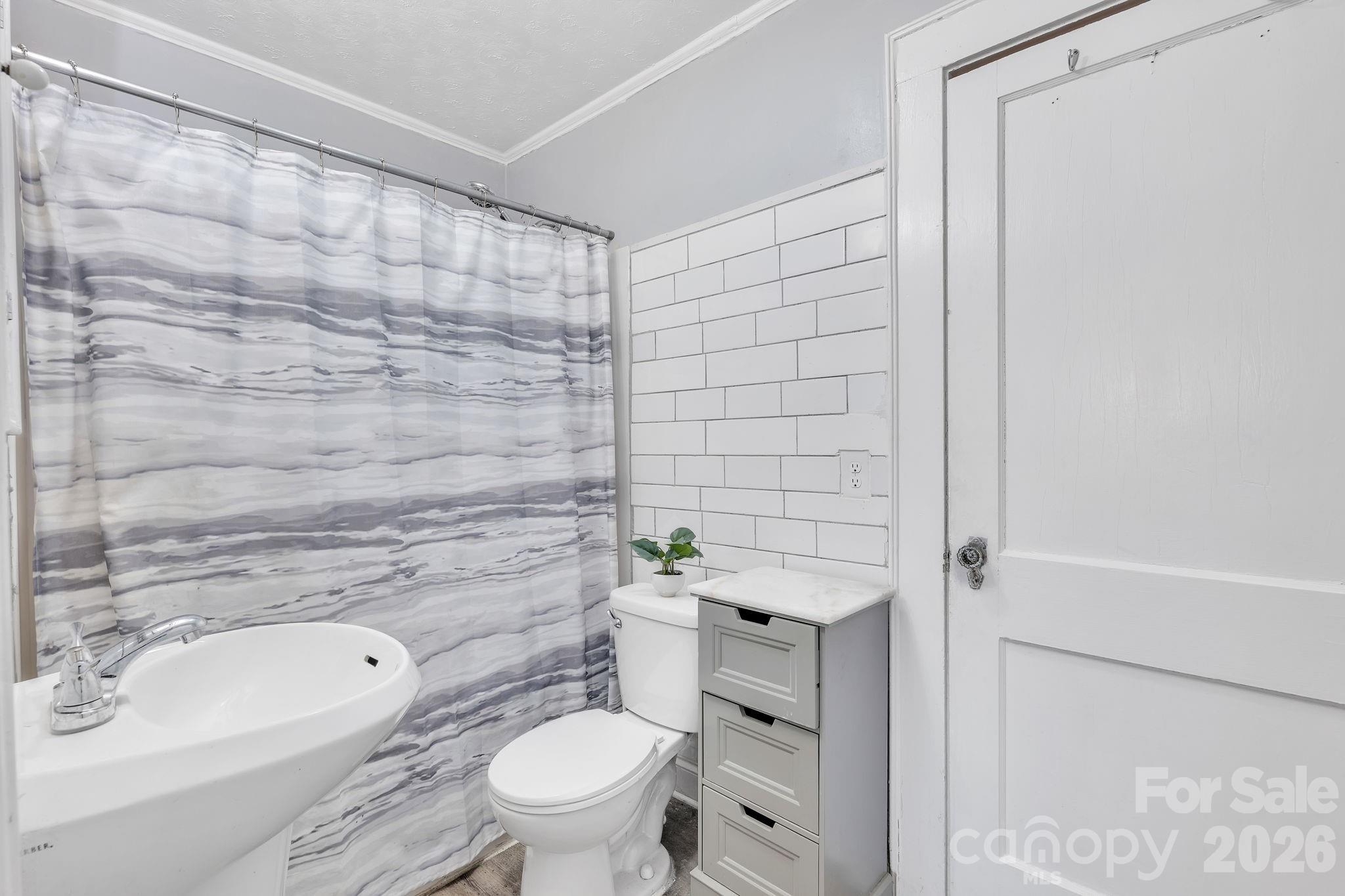 Jackson Park - Residential Income