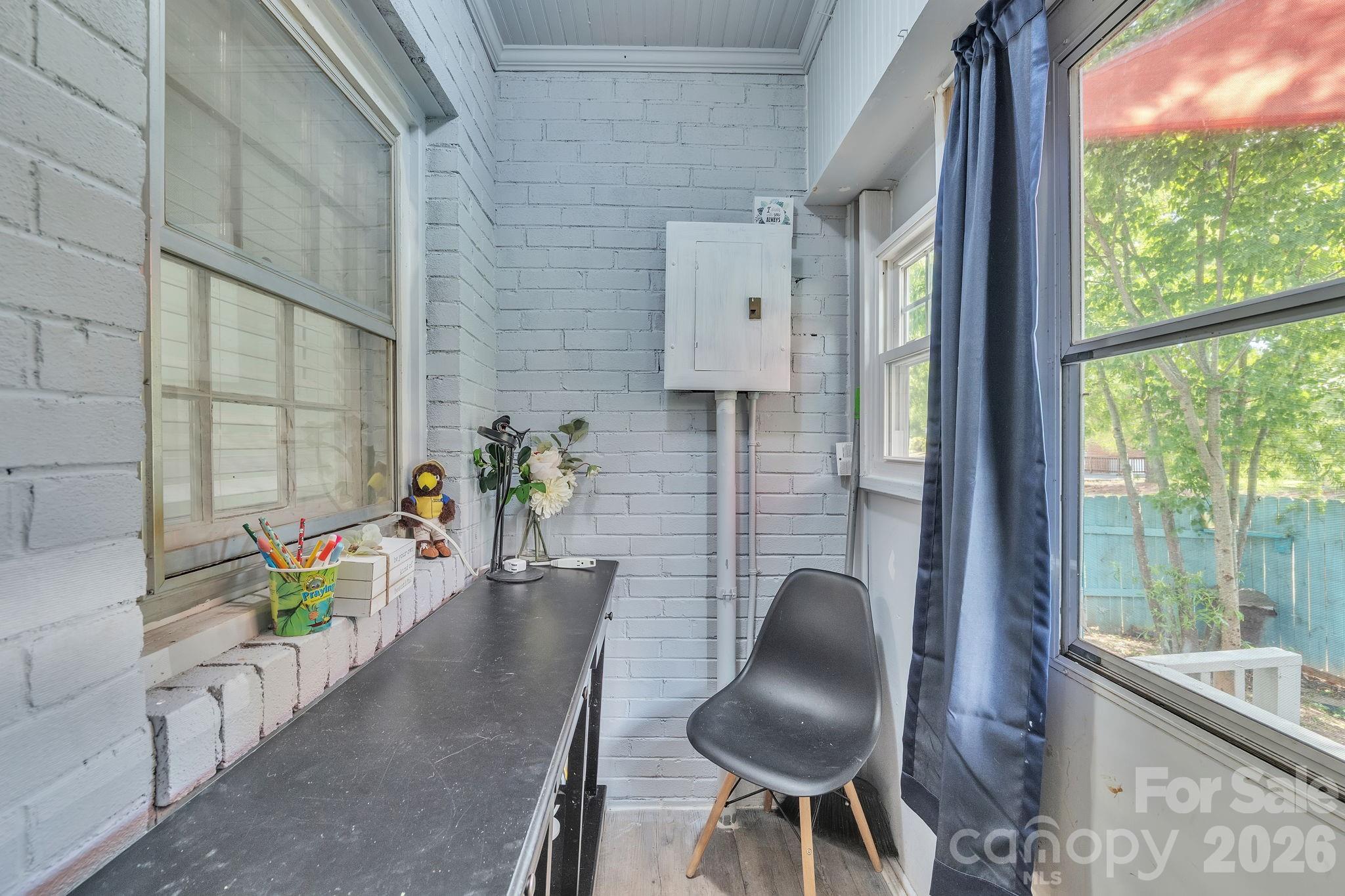 Jackson Park - Residential Income