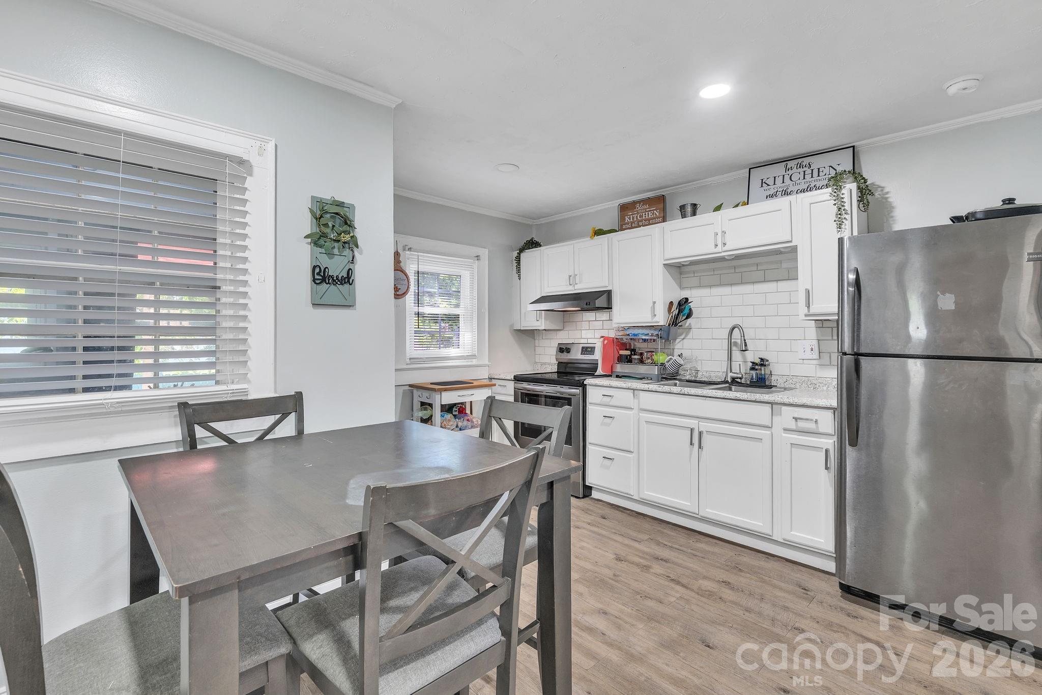 Jackson Park - Residential Income