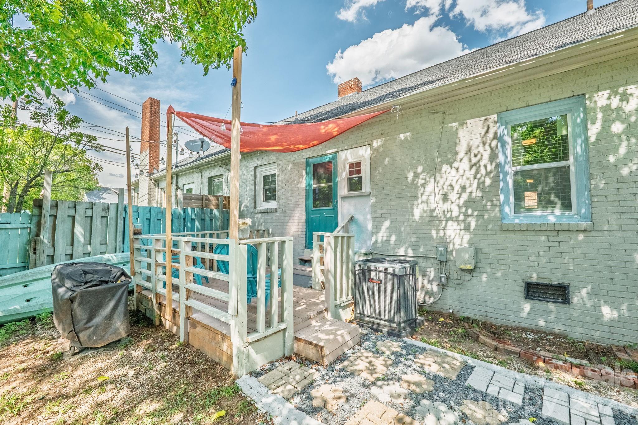 Jackson Park - Residential Income