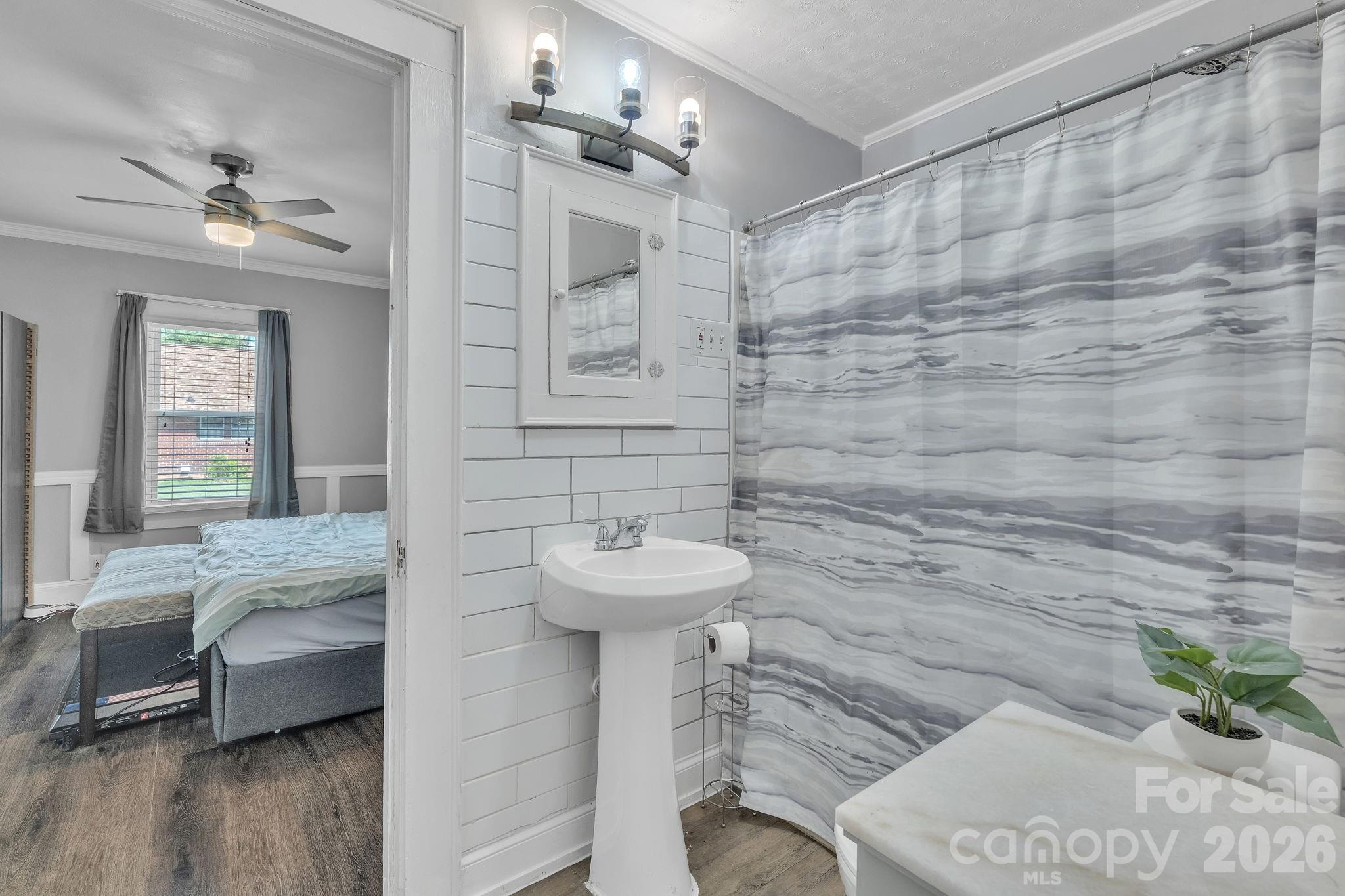 Jackson Park - Residential Income