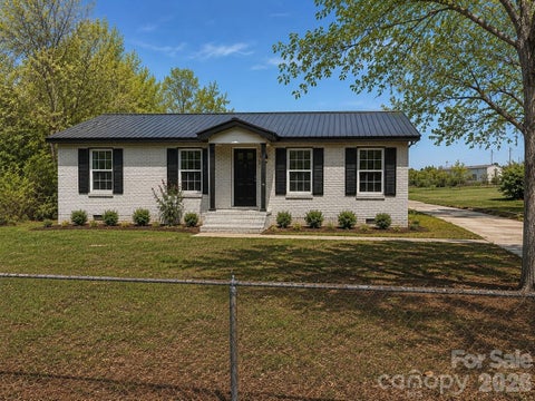 Photo of 1180 W Wall Street, Wadesboro, NC 28170 (MLS # 4406146)