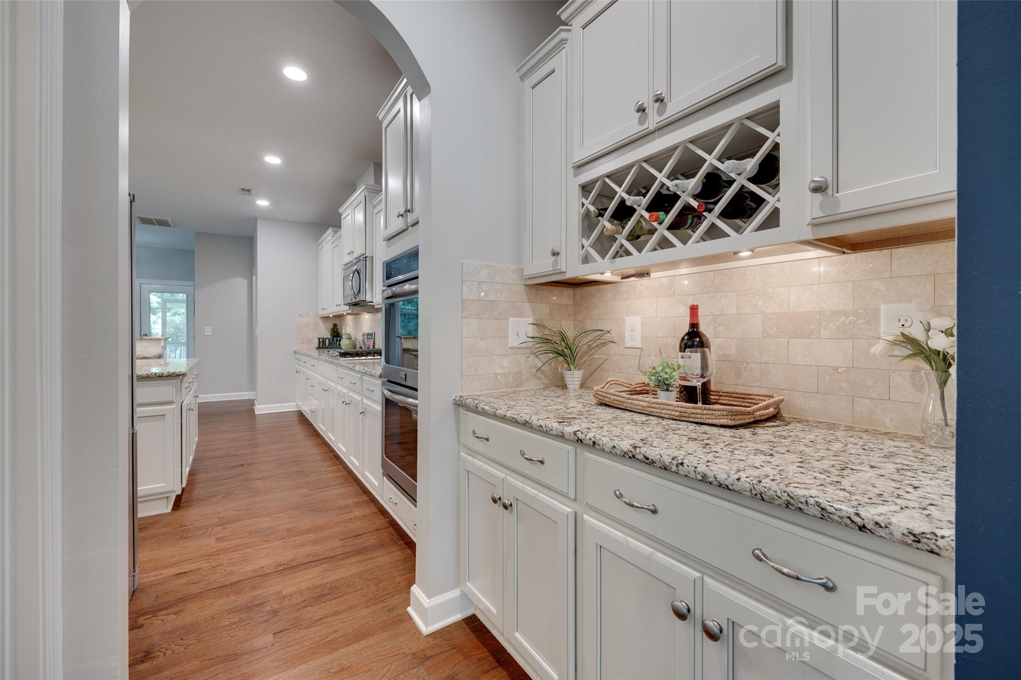 2205 Gallberry Lane