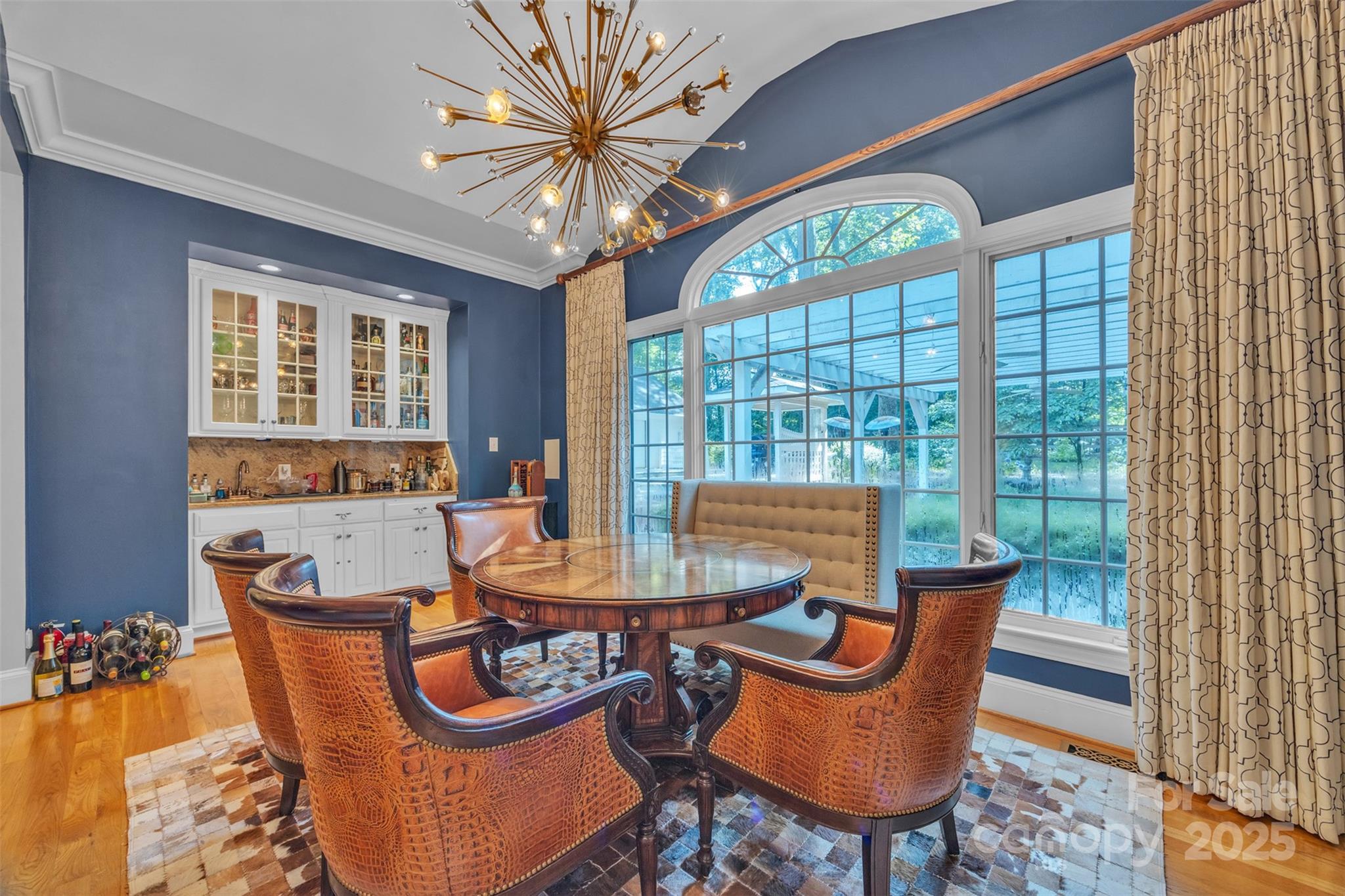 327 Saint Andrews Road