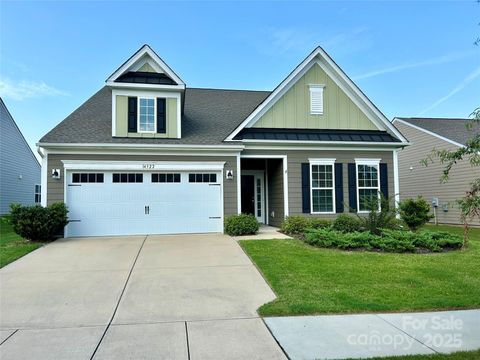 A home in Huntersville