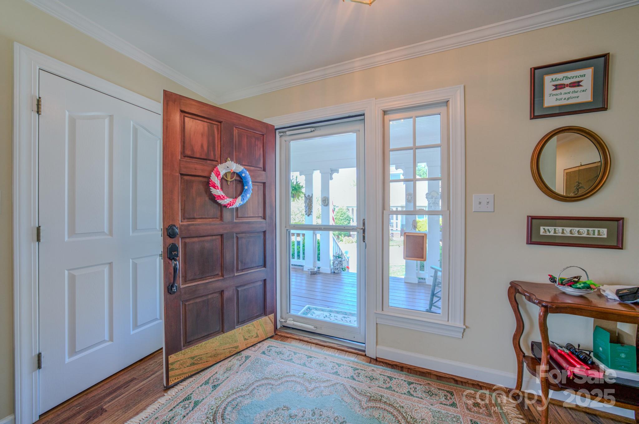 8 Creekside Way