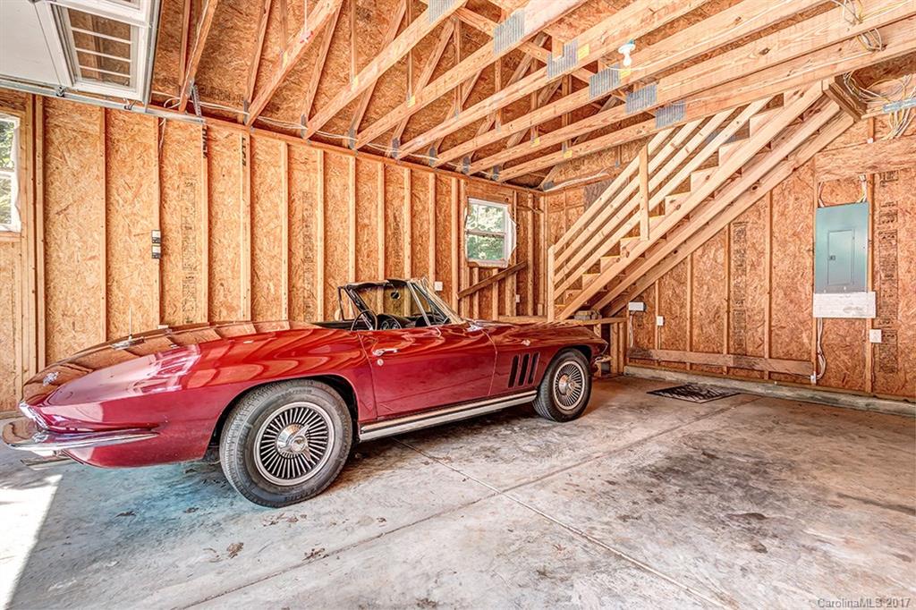 Lansdowne - Residential