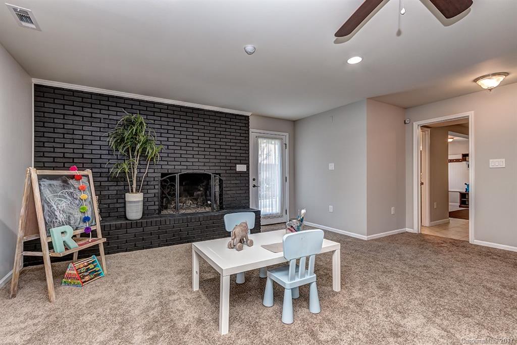 Lansdowne - Residential