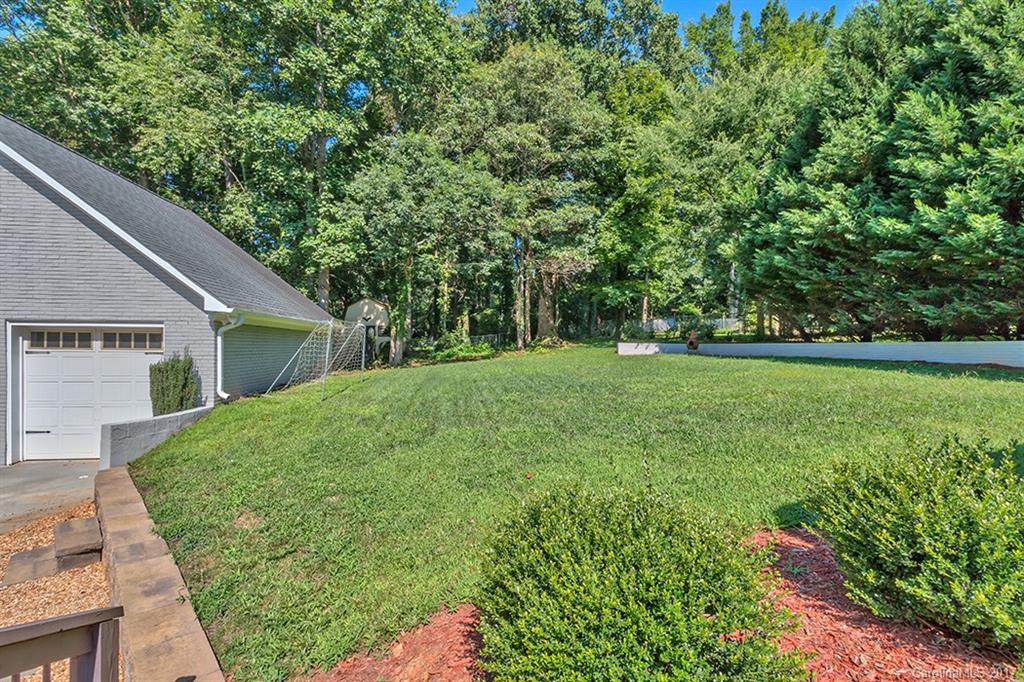 Lansdowne - Residential