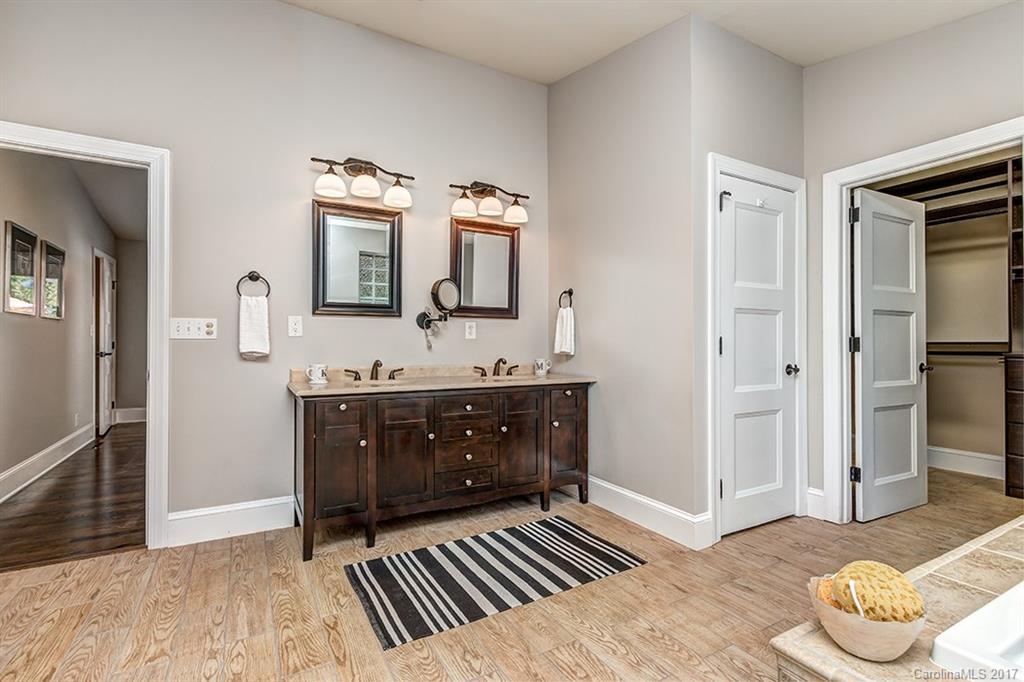 Lansdowne - Residential