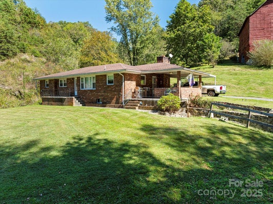 1623 AMMONS BRANCH RD, MARSHALL, NC 28753 - Image a1b98695775a69367b694c8d04f07c9a/3339770332