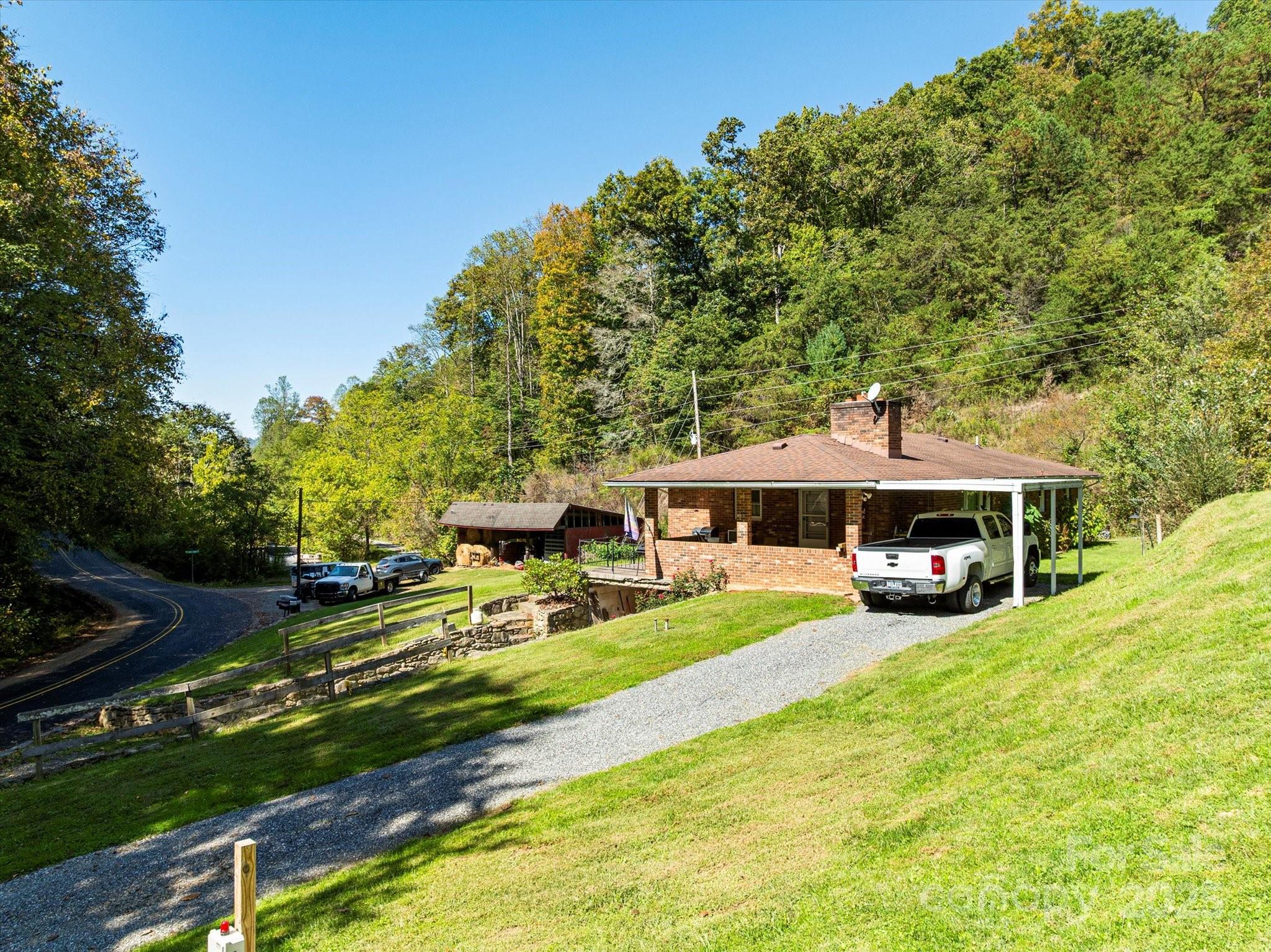 1623 Ammons Branch Road