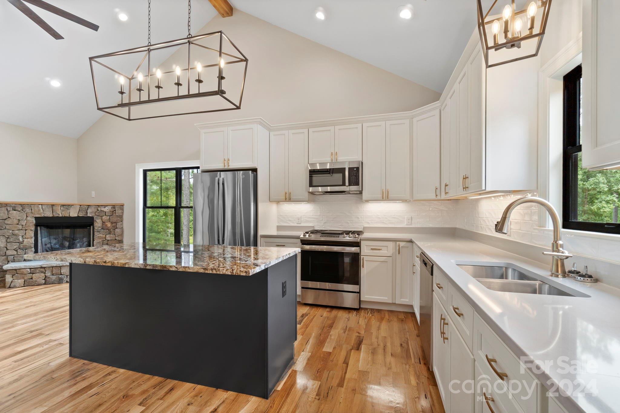 The Waterfront Club - Residential