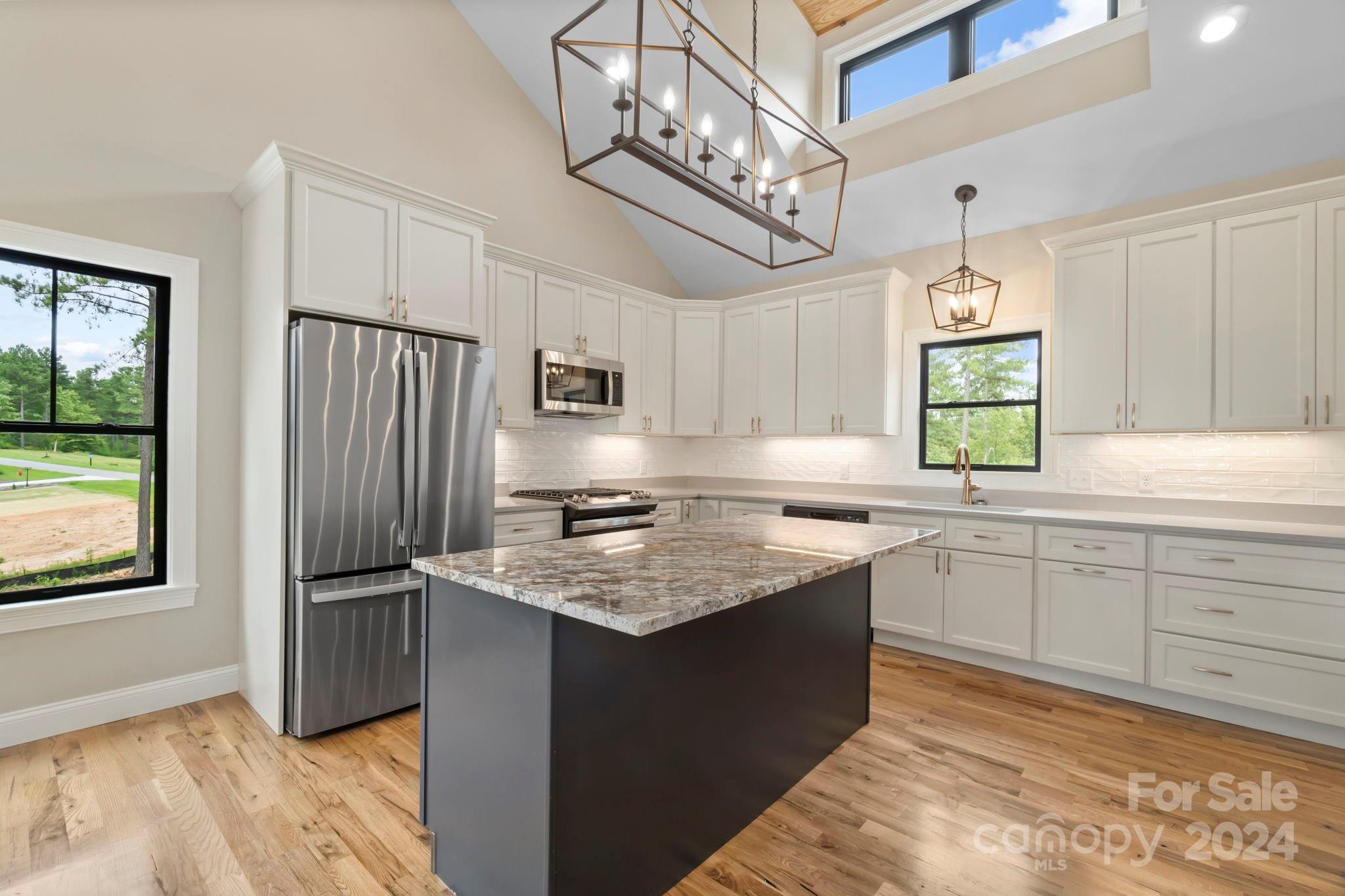 The Waterfront Club - Residential