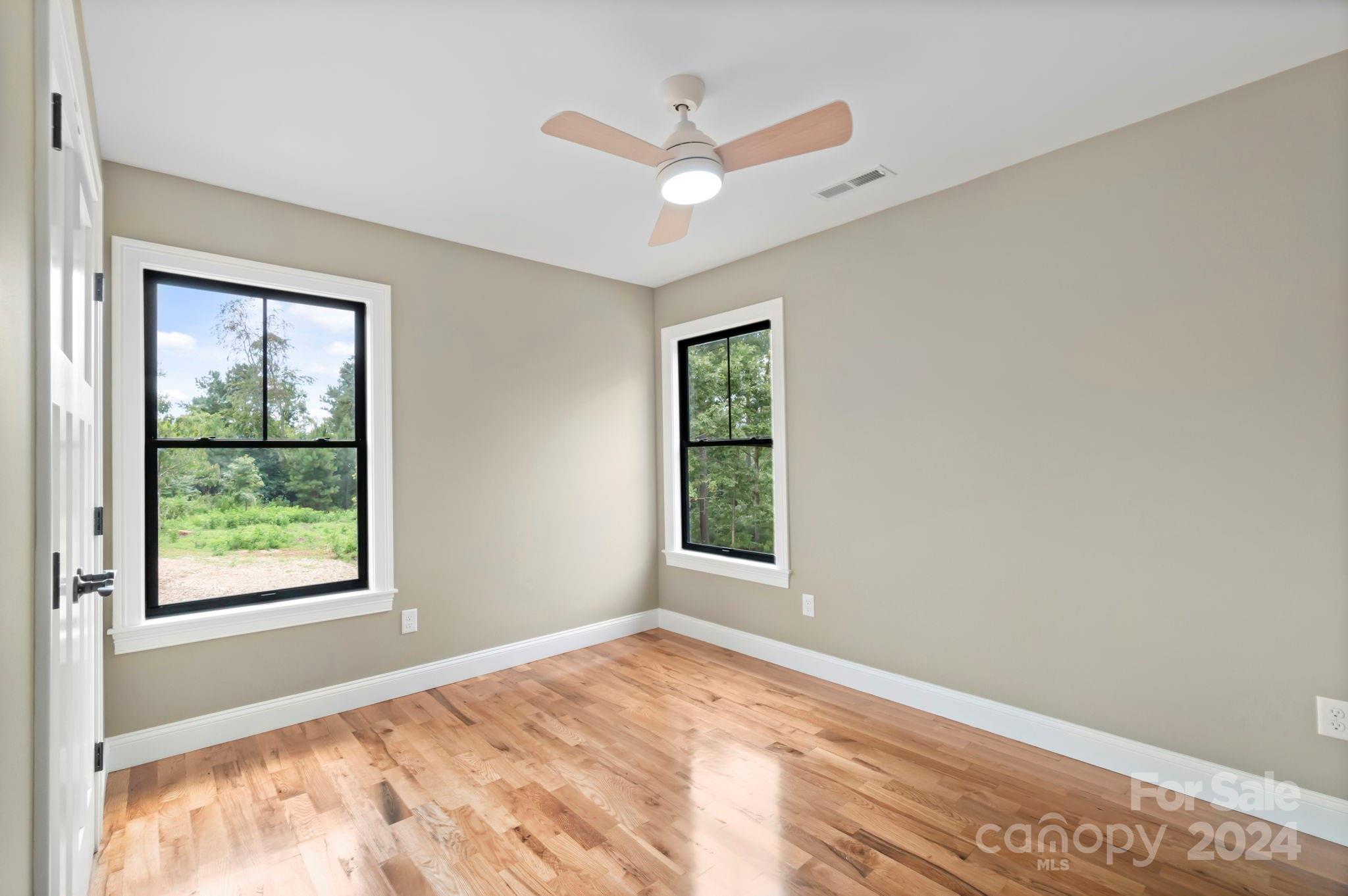 The Waterfront Club - Residential