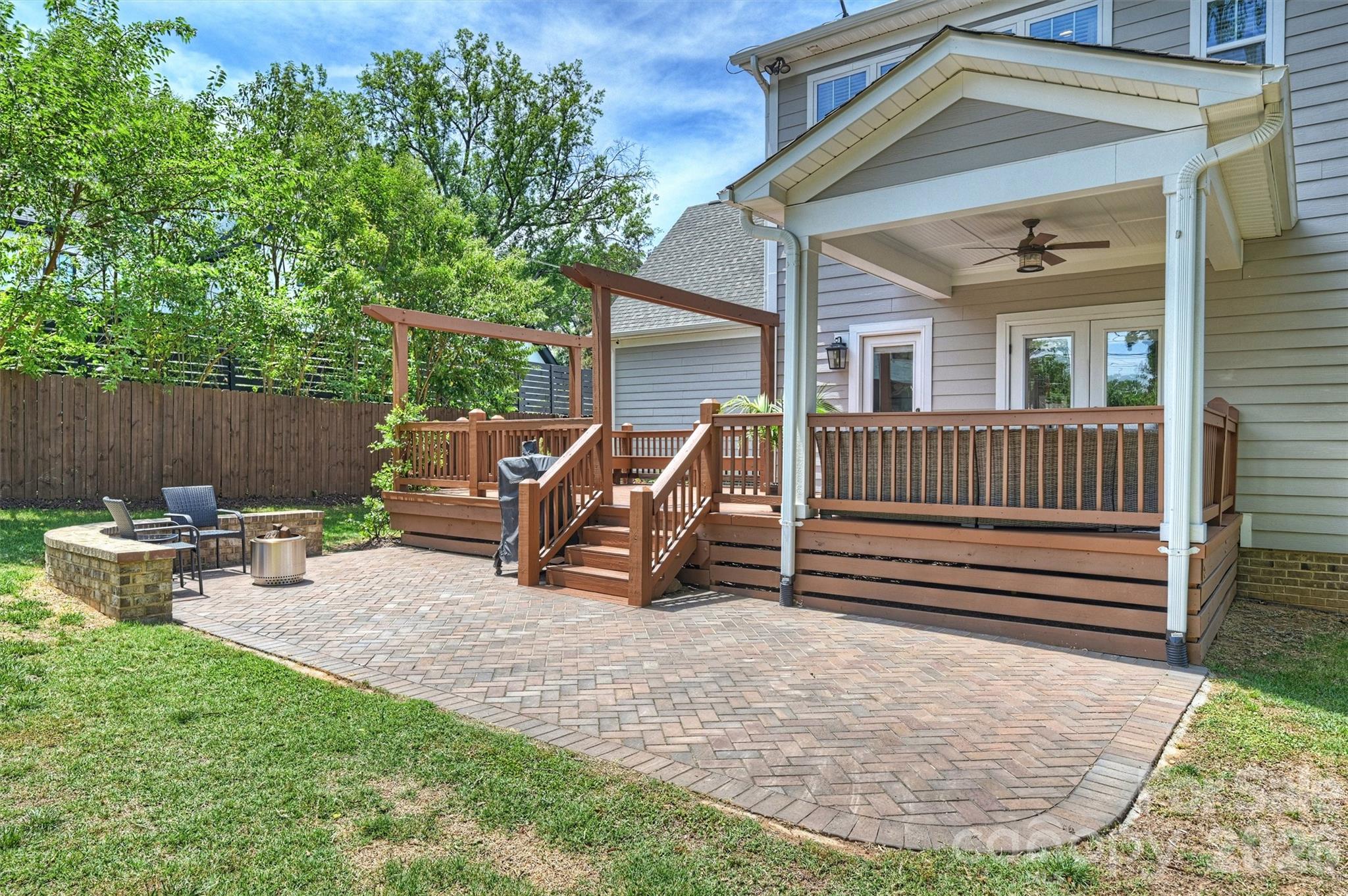 Villa Heights - Residential