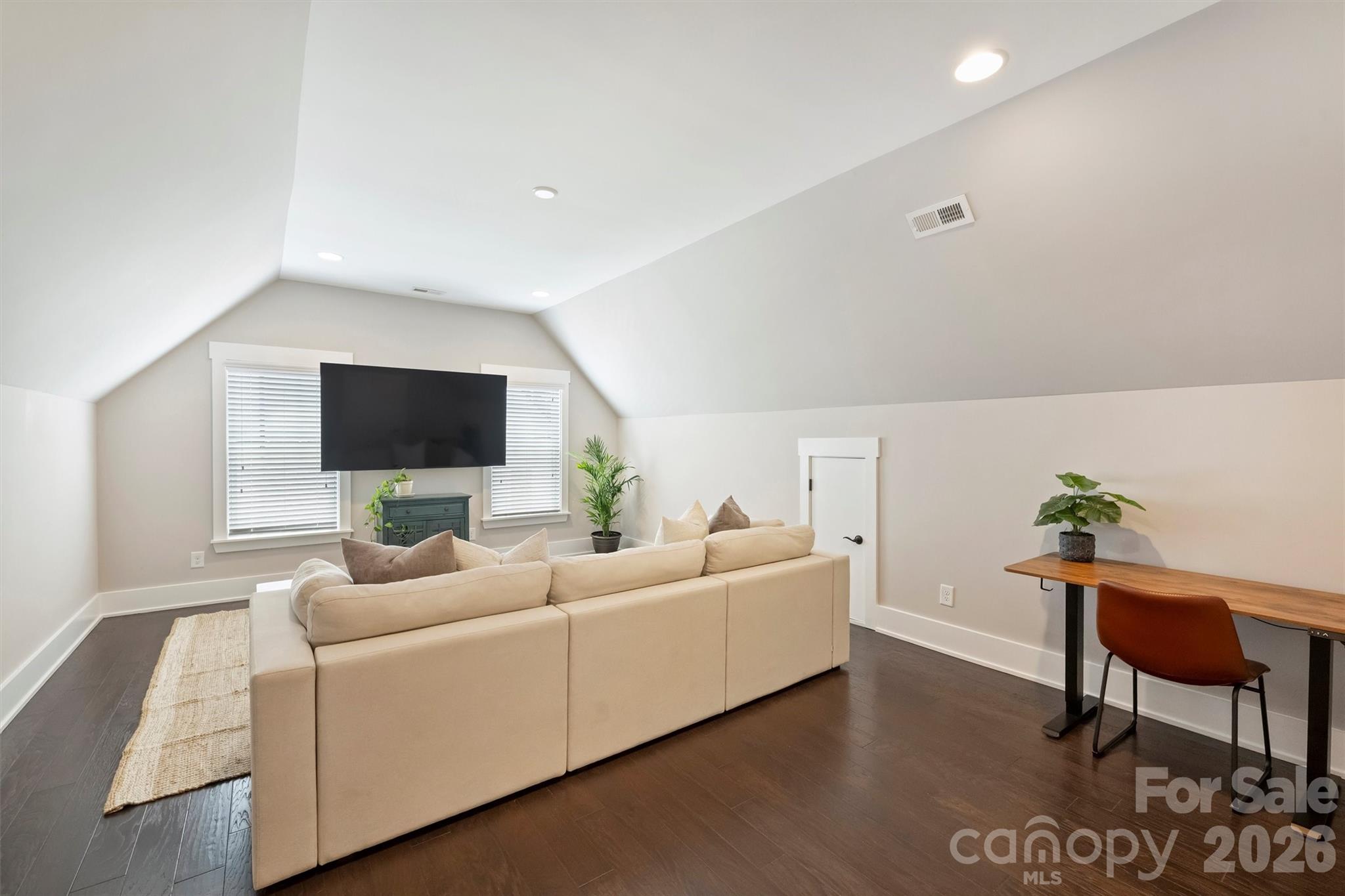 Villa Heights - Residential