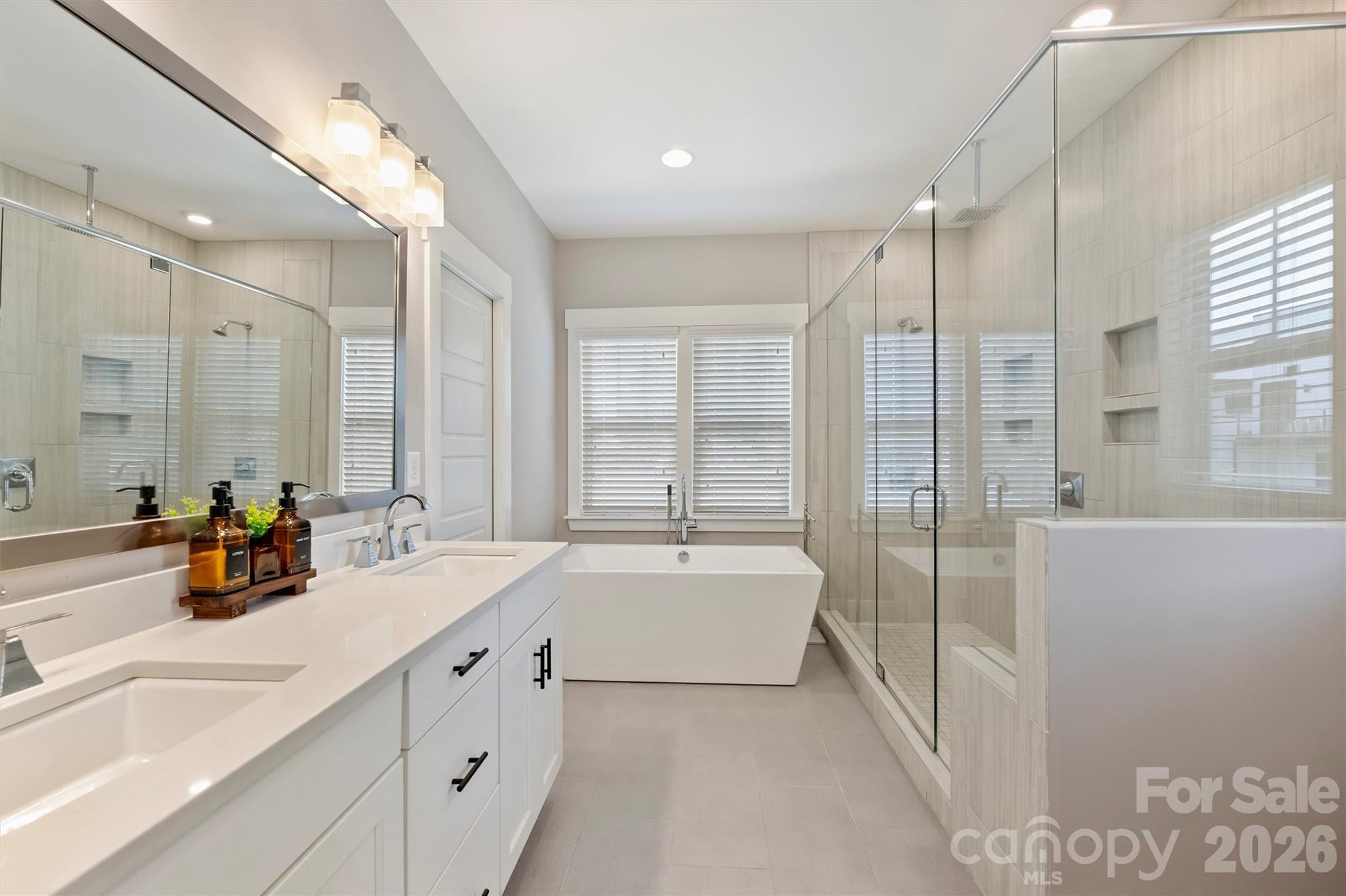 Villa Heights - Residential